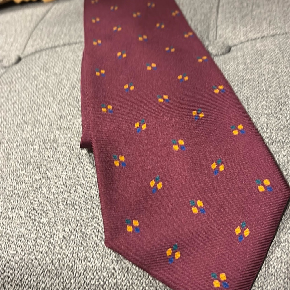 Paul Stuart‎ Tie
